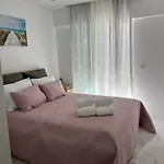 Flat In Center *